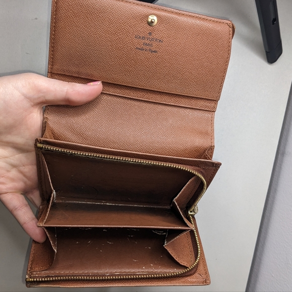 Authentic Louis Vuitton monogram tresor wallet - Picture 10 of 15